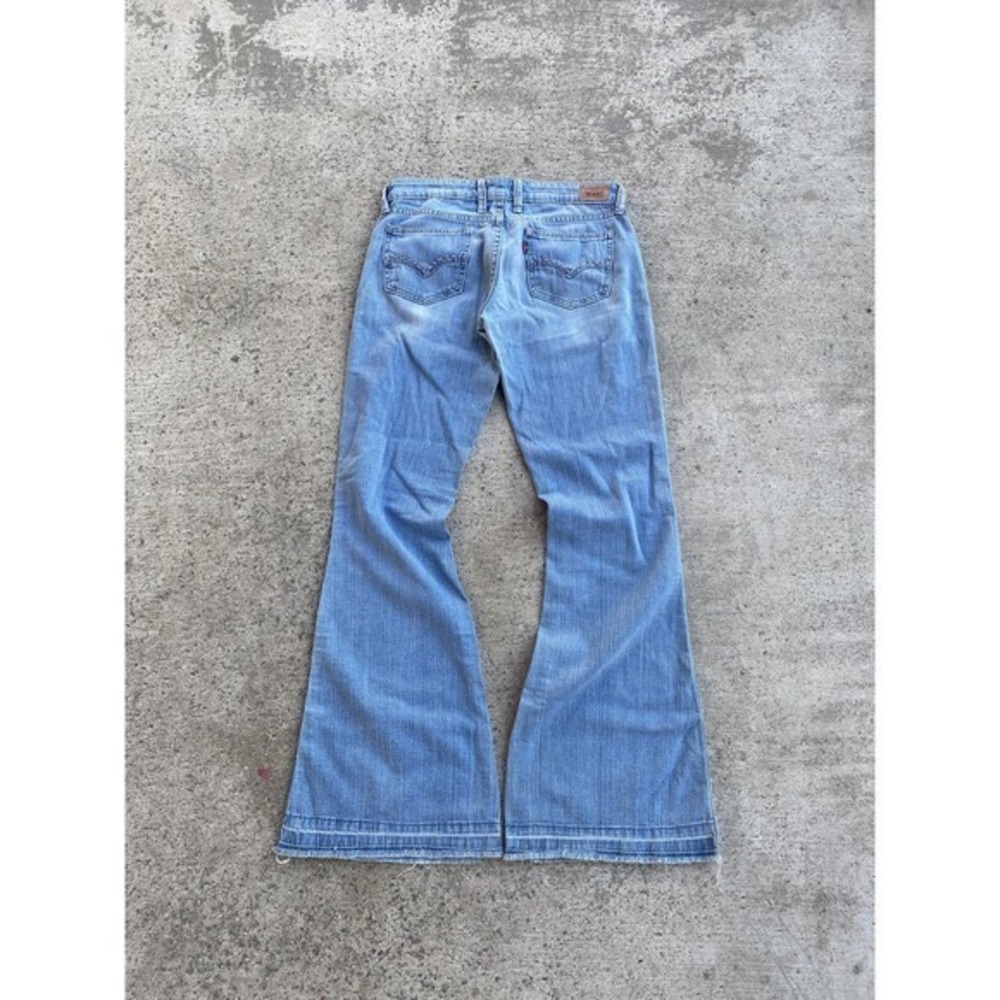 Levis Jeans Womens 5 Medium Blue Flare Bootcut Stretch Embroidered Pockets Denim